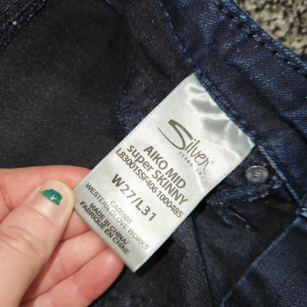 Silver Aiko Mid Rise Super Skinny Jeans, Stretch Darkwash Women's W27/L31 Bling